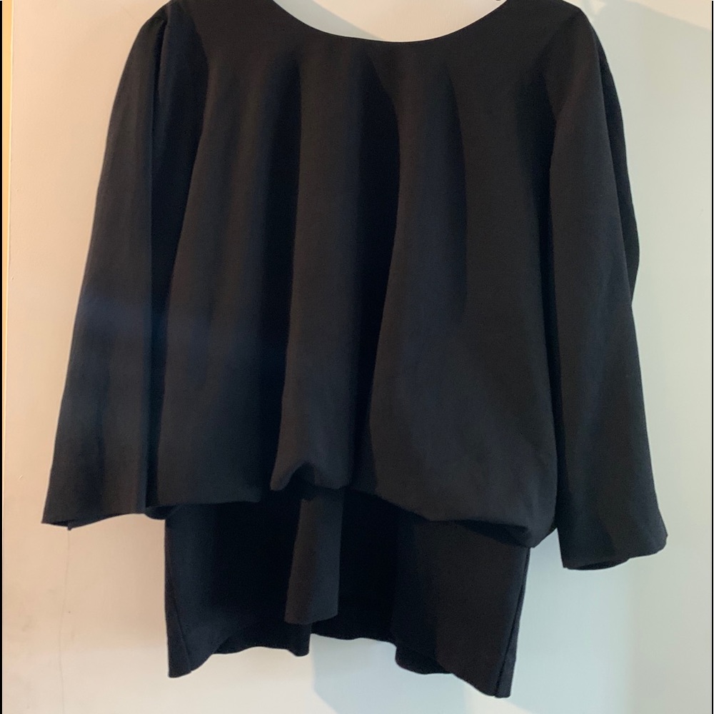 Cabi top. Indulgence 3/4 sleeve. Medium